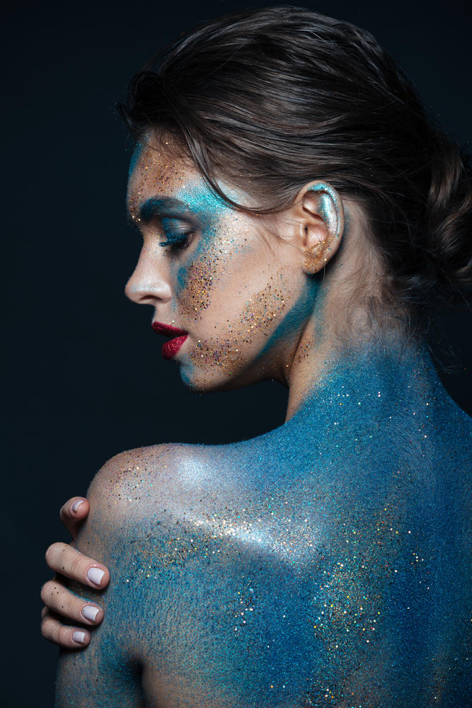 人体彩绘女性模特艺术摄影图